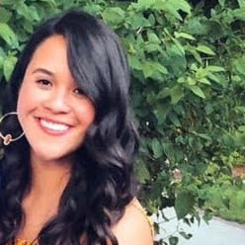 Meet your Posher, Itzel